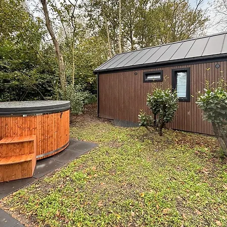 2 Bedroom Lovely In Oud Gastel Oud-Gastel