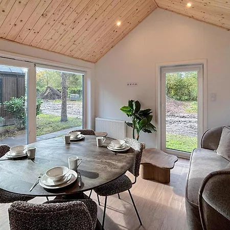 2 Bedroom Lovely In Oud Gastel Oud-Gastel