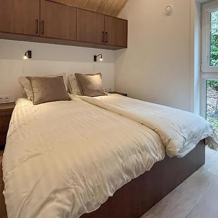 2 Bedroom Lovely In Oud Gastel Holiday home Oud-Gastel